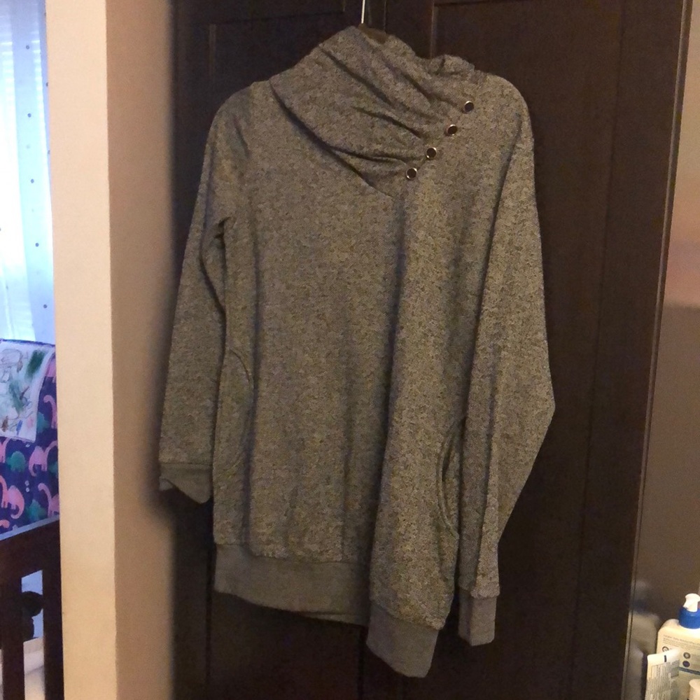 NWT grey maternity sweatshirt